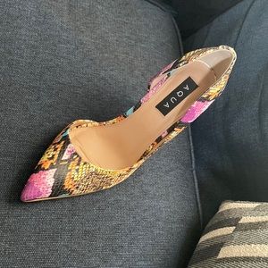 Colorful snakeskin heels🐍✨